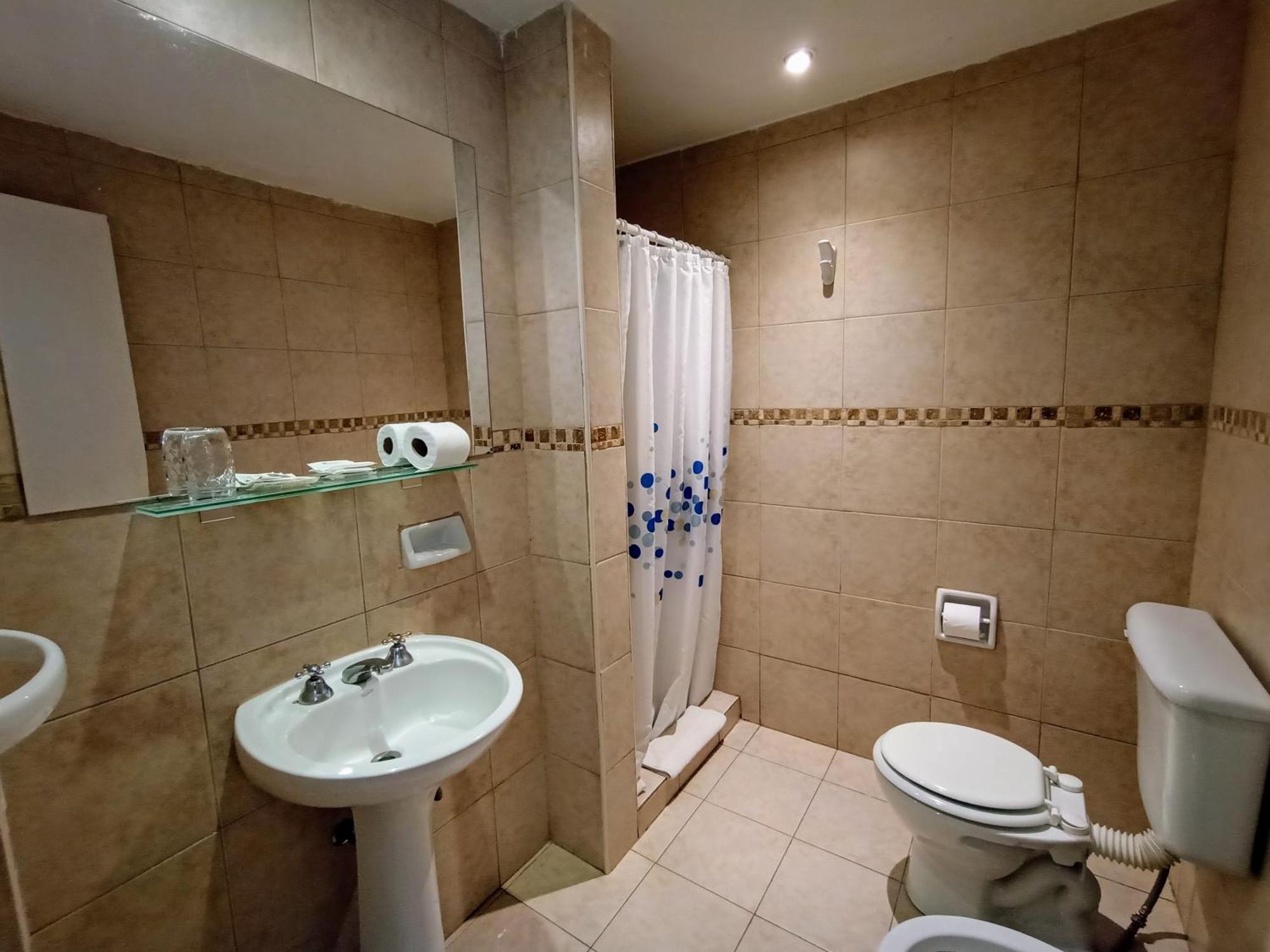 Hotel Garden Bariloche Екстериор снимка